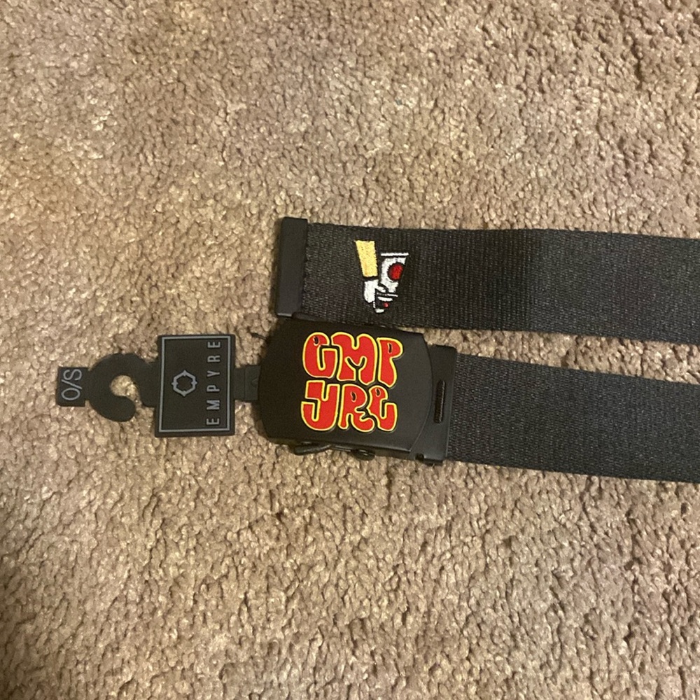 Black EMPYRE belt (never used)
